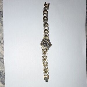 Vintage Gold Silver Two-Tone Analog Wristwatch Black Dial Baton Indexes Bracelet